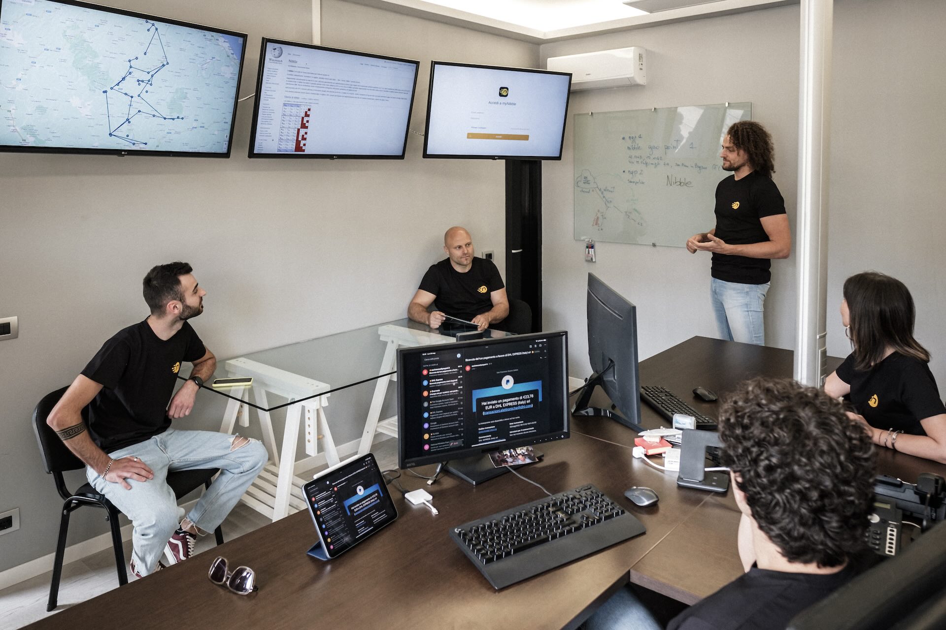Entra nella community